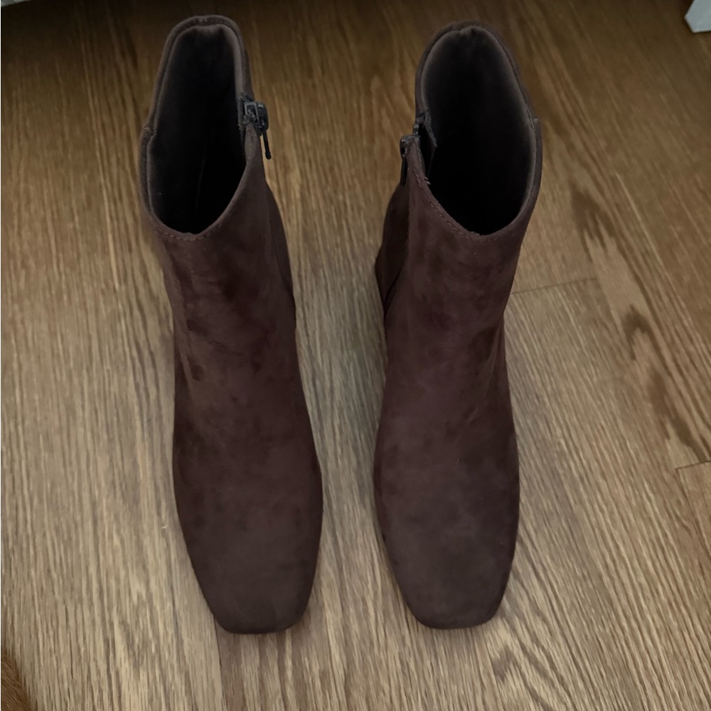 Women’s ankle boots